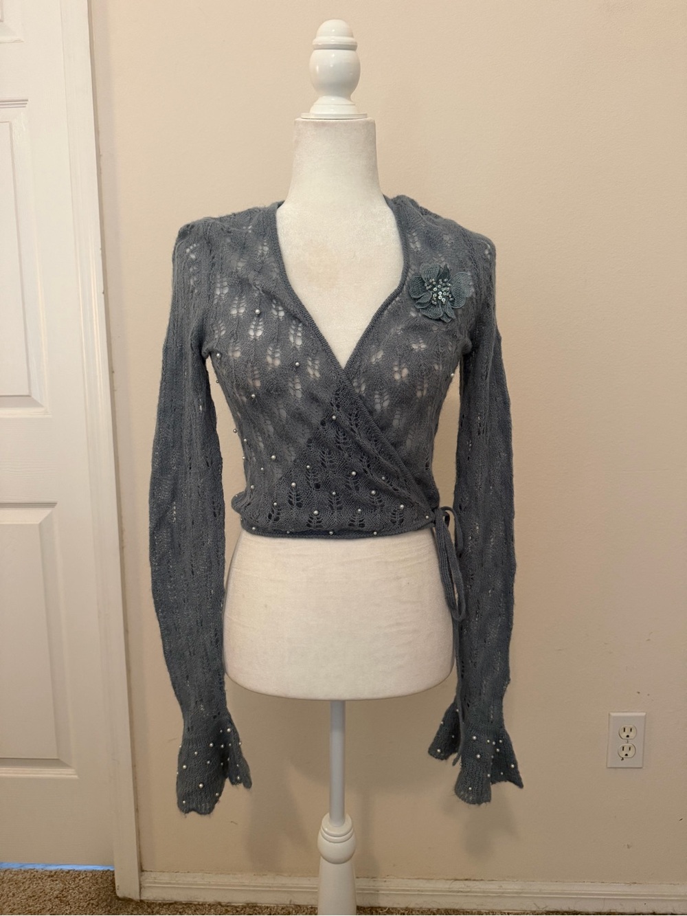 Vintage Betsey Johnson Blue Pointelle Cropped Wrap Sweater Top Sz S Embellished